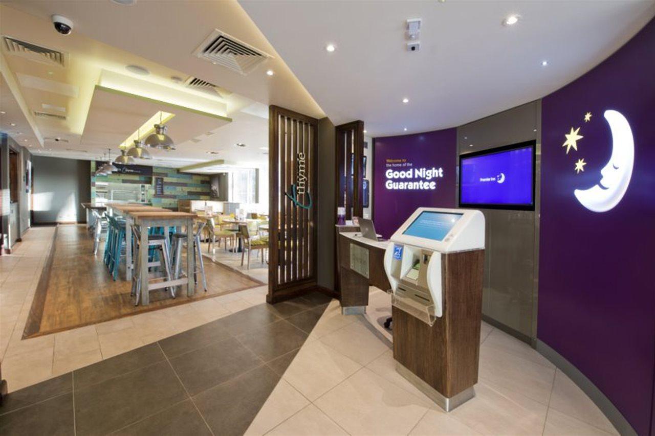 Premier Inn London Lewisham エクステリア 写真