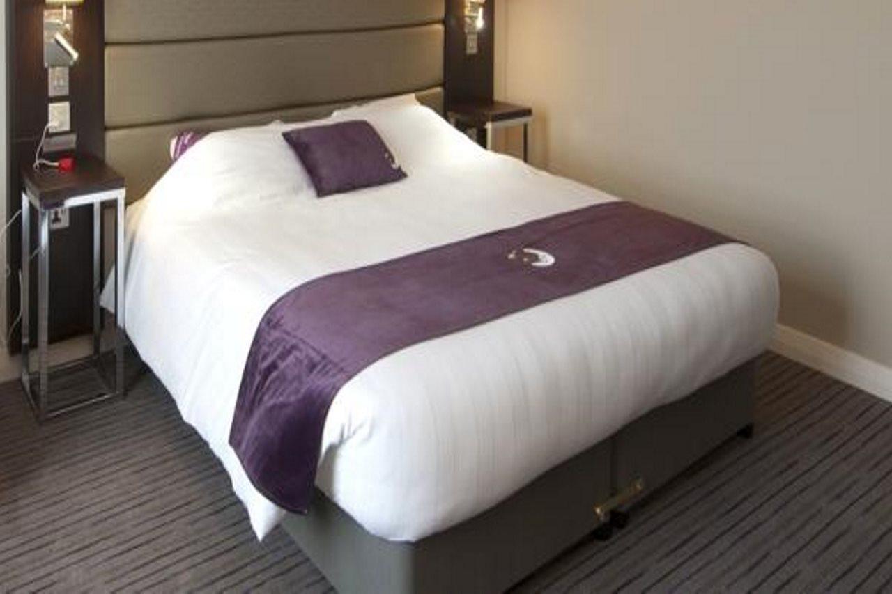 Premier Inn London Lewisham エクステリア 写真