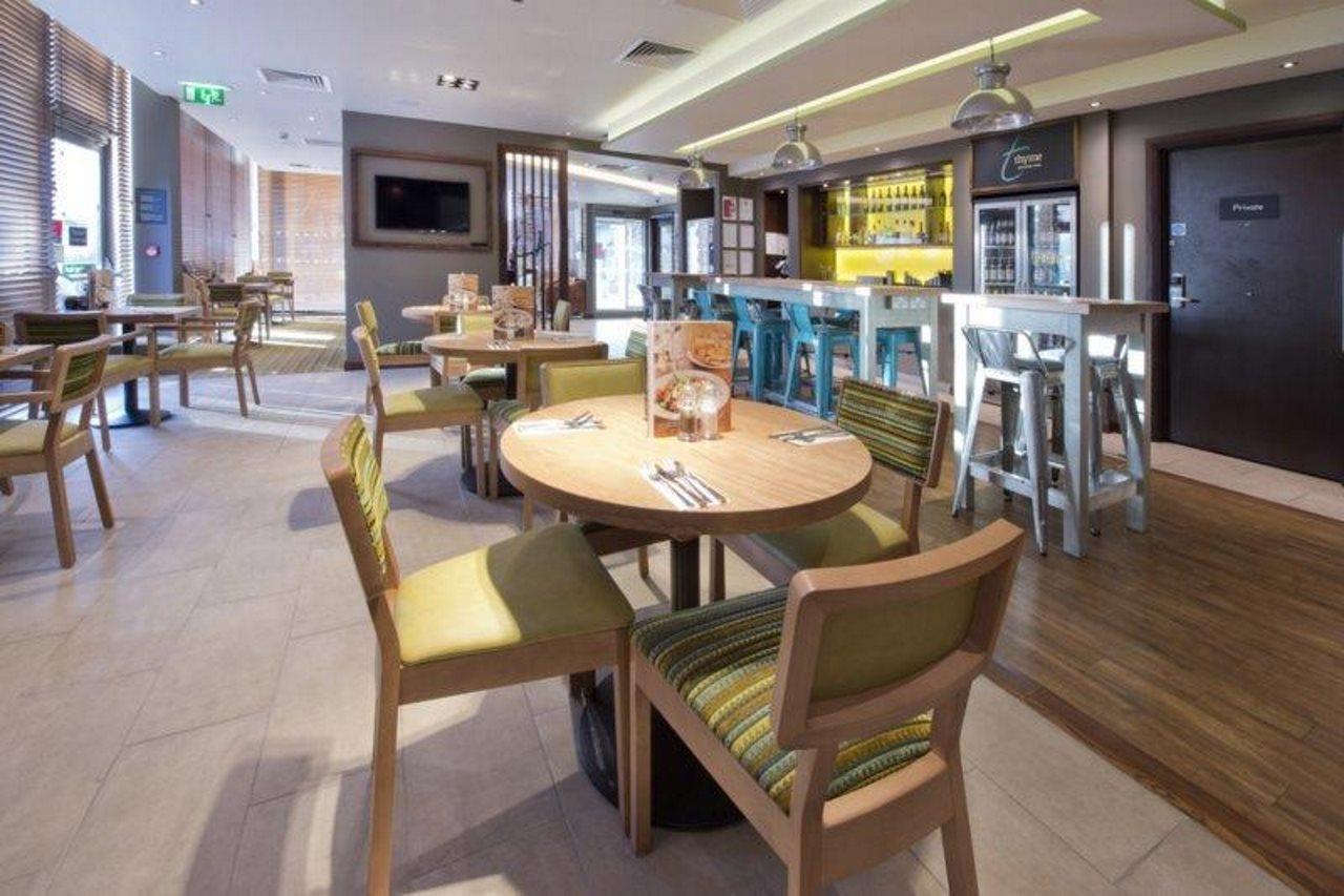Premier Inn London Lewisham エクステリア 写真